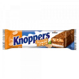 Baton de Ciocolata cu Napolitane Knoppers Peanut Bar, 40 g Baton de Ciocolata cu Napolitane Knoppers Peanut Bar, 40 g