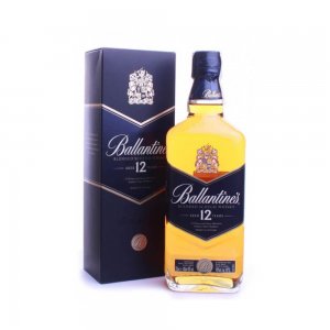 Whisky Ballantine’s, 40% Alcool, 0.7L, 12 Ani Vechime, Ballantine’s Whisky Classic, Tarie Ballantine’s, Whisky 40% Alcool, Whisky 0.7L, Sticle de Whisky, Bauturi Alcoolice Ieftine, Bautura Alcoolica, Whiskey Ballantines Clasic