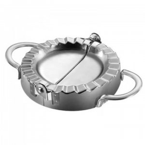 Forma Pentru Coltunasi, Ravioli Sau Galuste, Dimensiune 7.5 Cm